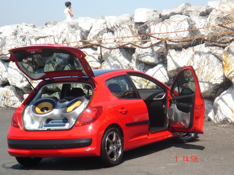 Peugeot 207 Ozen Hifi